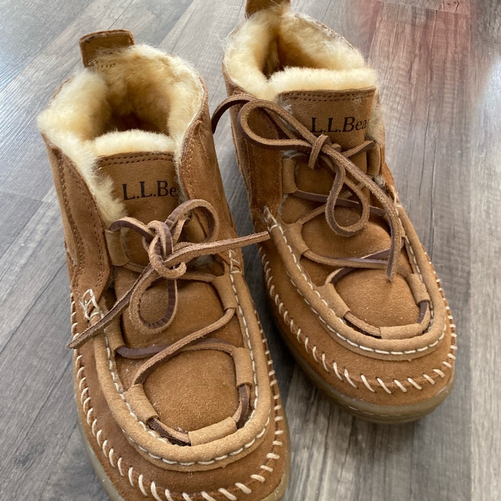 L.L.Bean womens Wicked Good Lodge Chukka Slippers